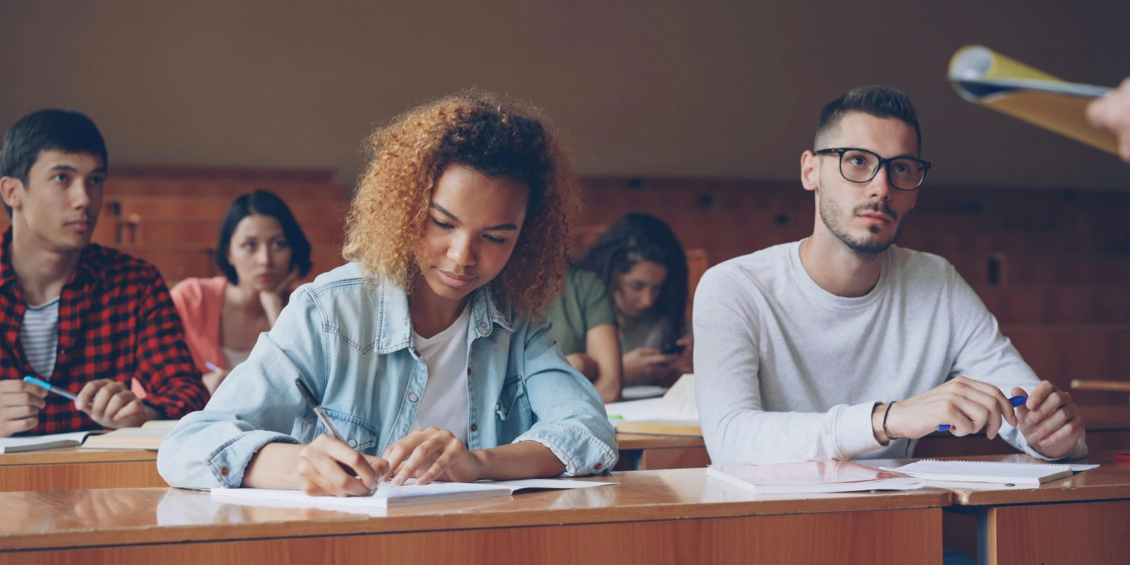 L'Intelligence Artificielle au Service de la Biologie : Progrès et Applications