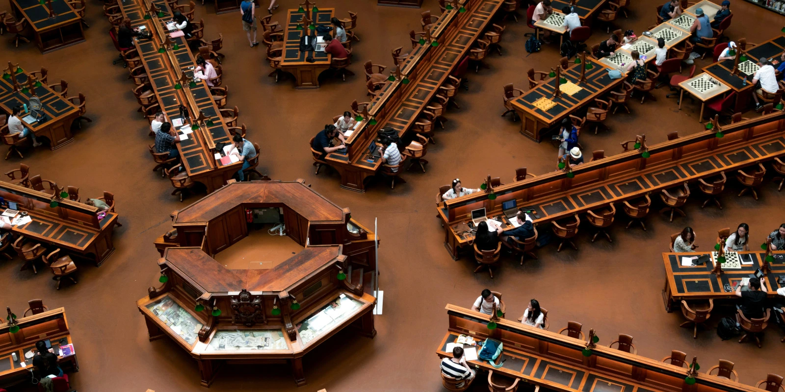 Les Débouchés après une Licence Sciences de la Vie à Nice