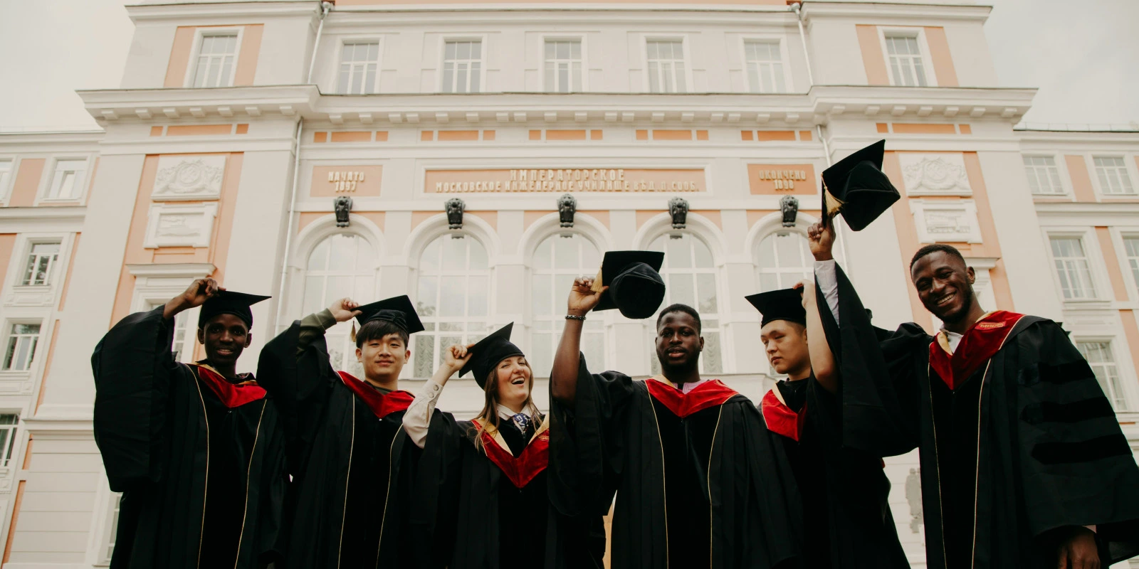 Licence Double Sciences de la Vie et Chimie : Avantages et Débouchés
